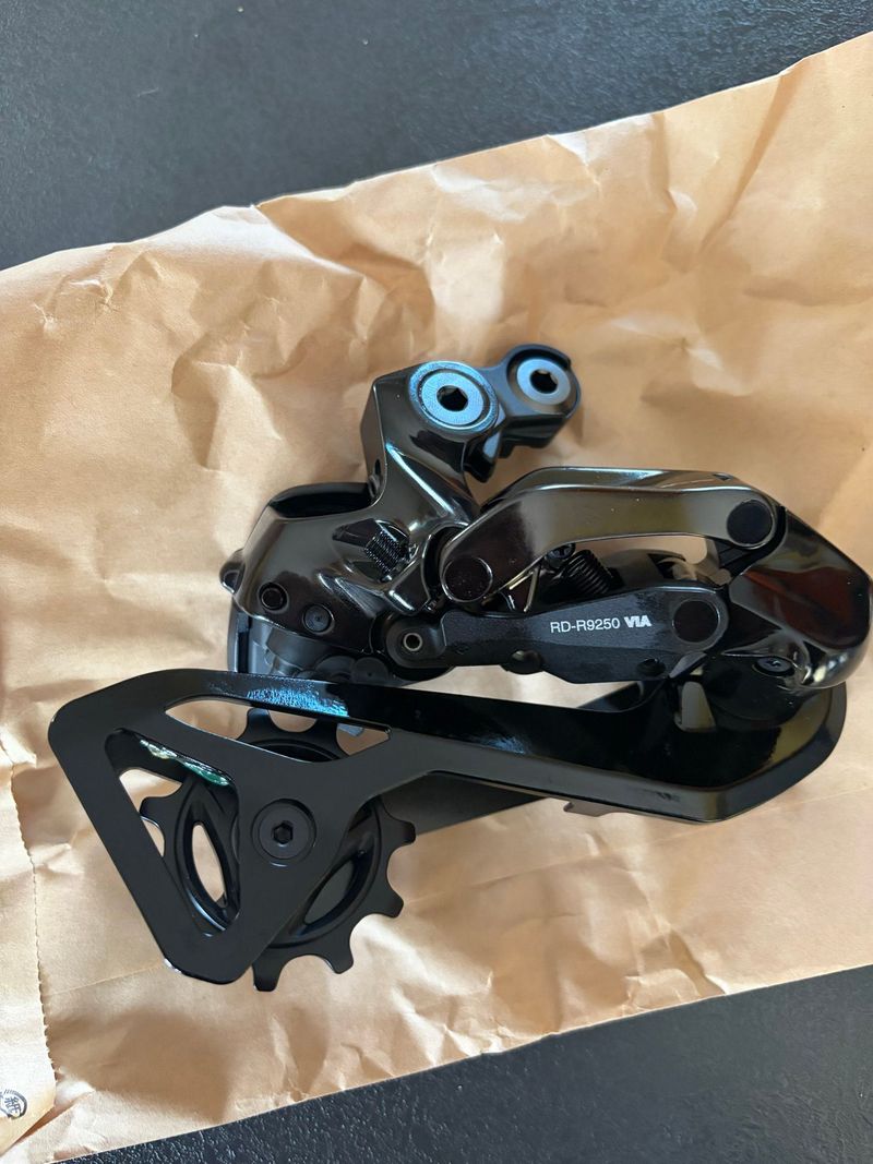 Shimano Dura Ace R9250 Di2 2026 Drivetrain & Pedals d'occasion