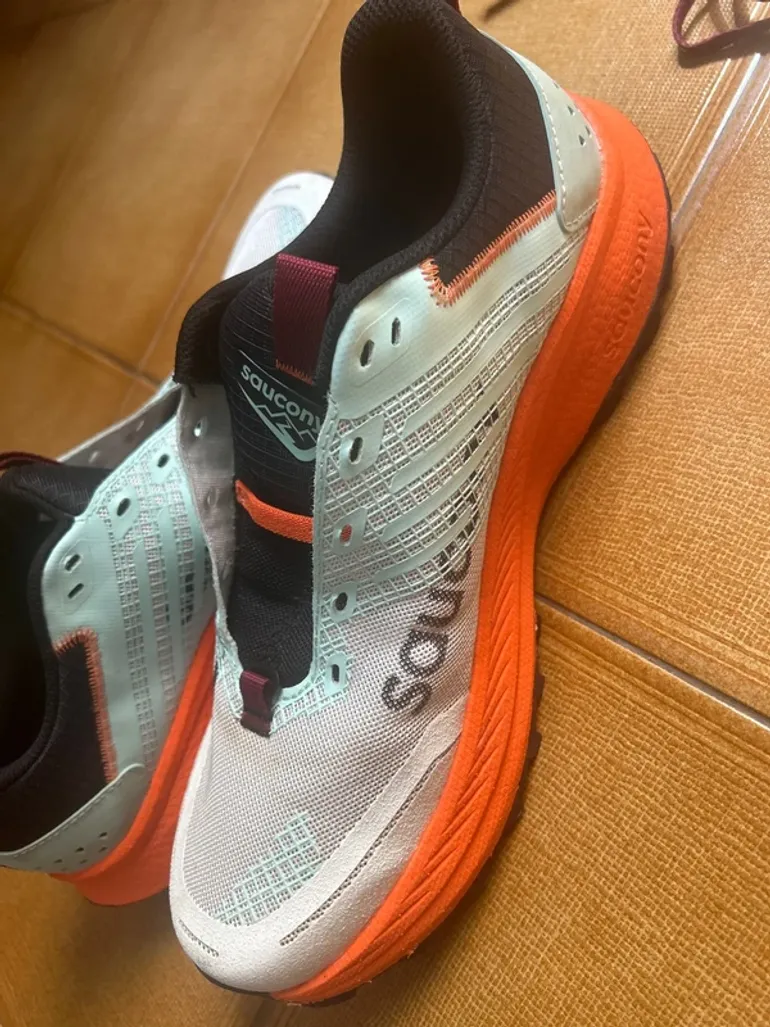 Used Saucony Ride TR2 bike — image 2 of 12