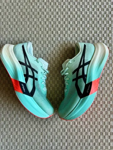 Used Asics Metaspeed Sky Paris bike — image 1 of 11