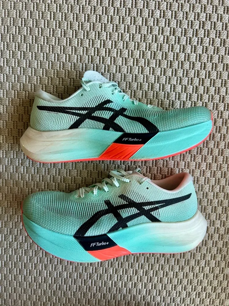 Used Asics Metaspeed Sky Paris bike — image 4 of 11