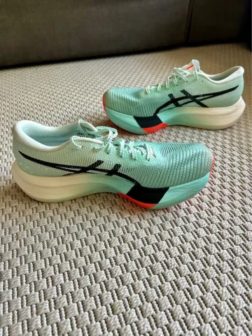 Used Asics Metaspeed Sky Paris bike — image 3 of 11