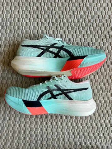 Used Asics Metaspeed Sky Paris bike — image 5 of 11