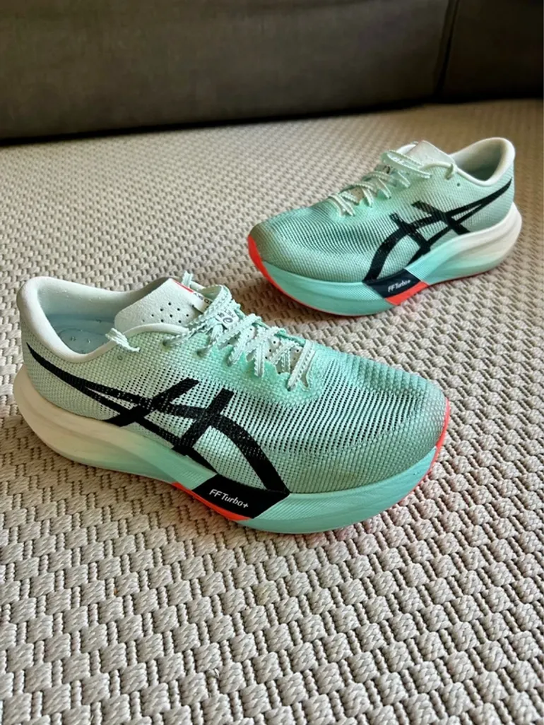 Used Asics Metaspeed Sky Paris bike — image 2 of 11