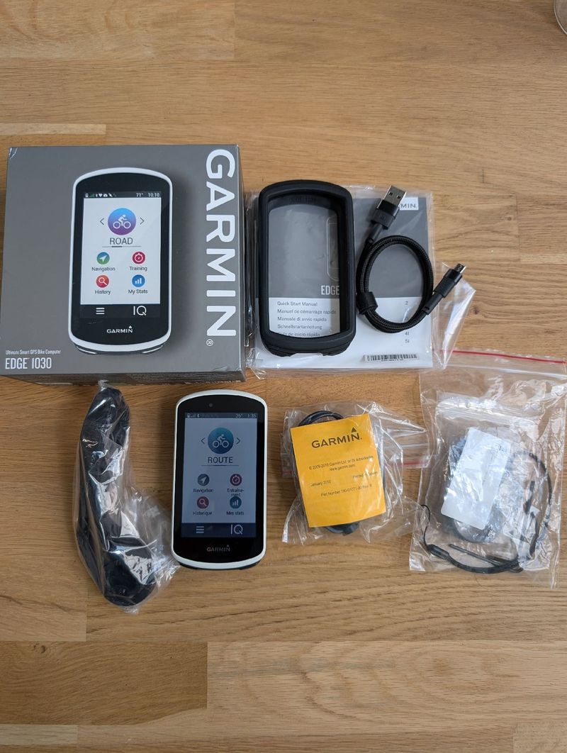 Used Garmin Edge 1030 Cycling Accessories