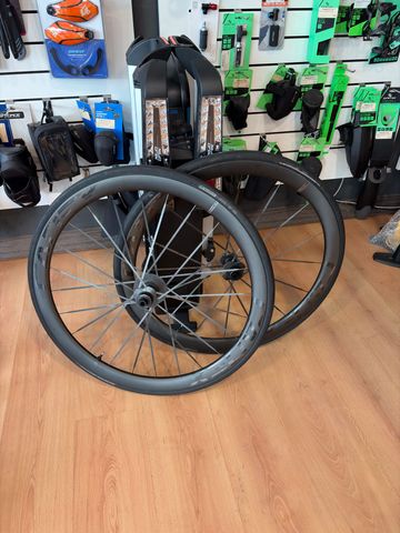 Käytetty Cadex Max 40 2026 bike — kuva 1 / 5