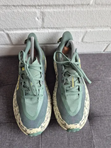 Used Hoka Speedgoat 6 bike — image 7 of 11