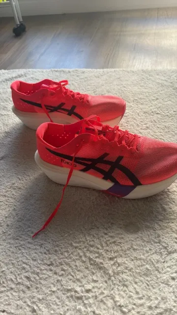 Used Asics Metaspeed Sky Tokyo bike — image 1 of 4