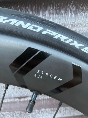 Newmen streem 2026 bike d'occasion — image 4 sur 5