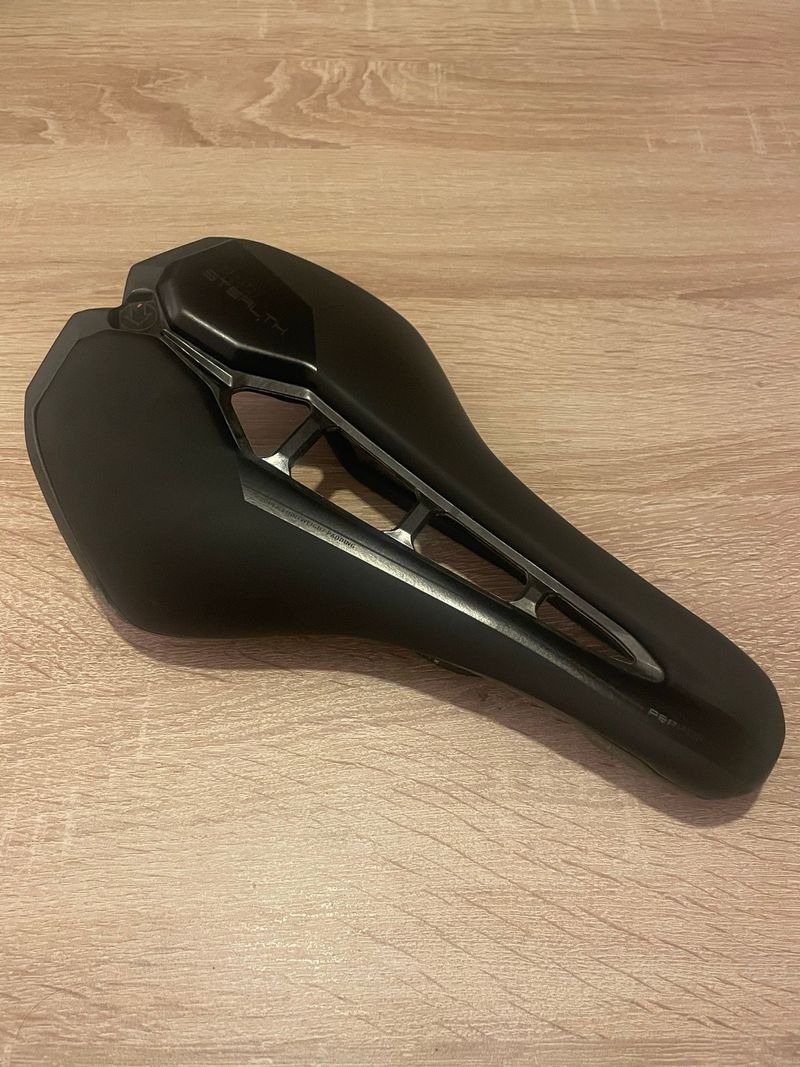 Used Pro Stealth Performance 2026 Saddles & Seatposts