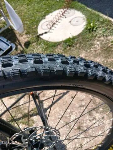 Gebrauchtes Maxxis Minion DHF bike — Bild 1 von 4