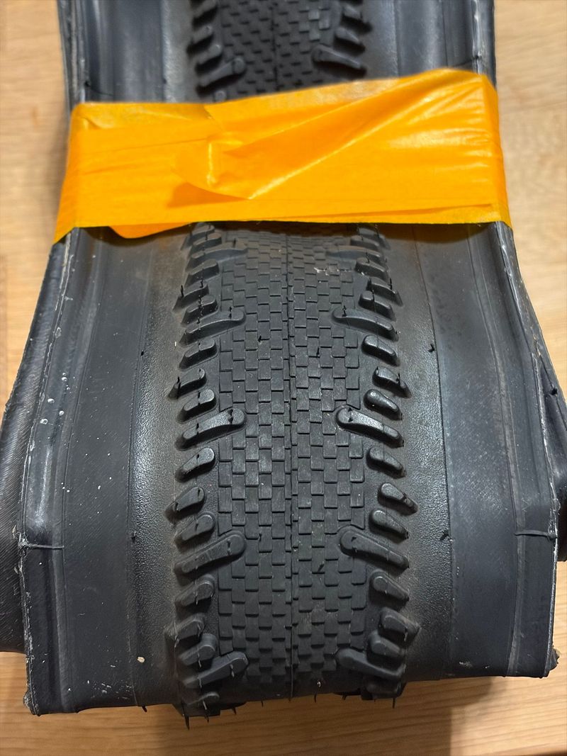Tweedehands Schwalbe G-One Pro RS Tyres & Tubes