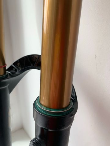 Käytetty Fox 40 FACTORY 2023 bike — kuva 9 / 11