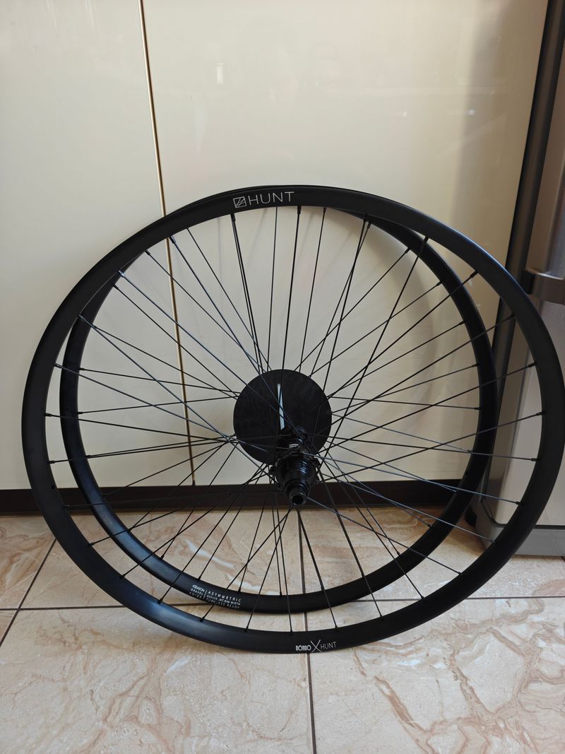 Hunt GRAVEL X-WIDE ALUMINIUM 2025 Wheels de segunda mano
