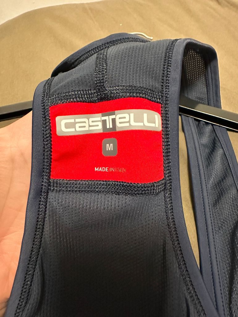 Castelli entrata 2 bike d'occasion — image 2 sur 3