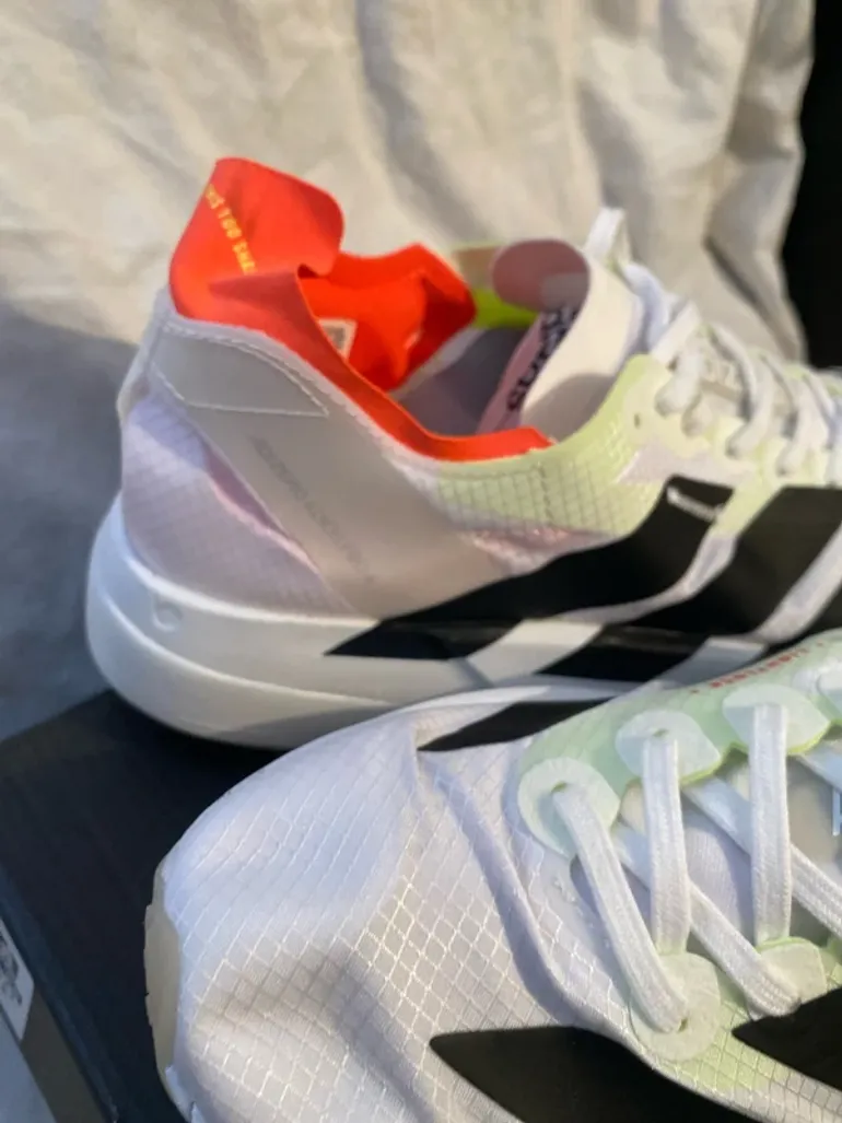 Used Adidas adizero adios pro 4 bike — image 8 of 9
