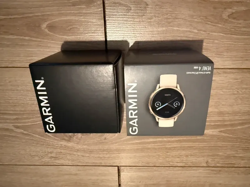 Used Garmin Venu 4 Electronics
