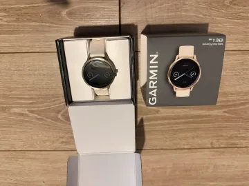 Used Garmin Venu 4 bike — image 2 of 4