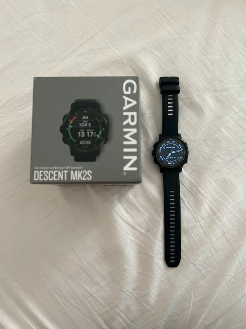 Used Garmin Descent Mk2s Electronics
