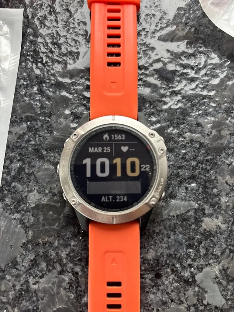 Garmin Fenix 6 bike d'occasion — image 3 sur 3