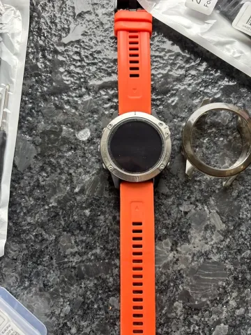 Garmin Fenix 6 bike d'occasion — image 1 sur 3
