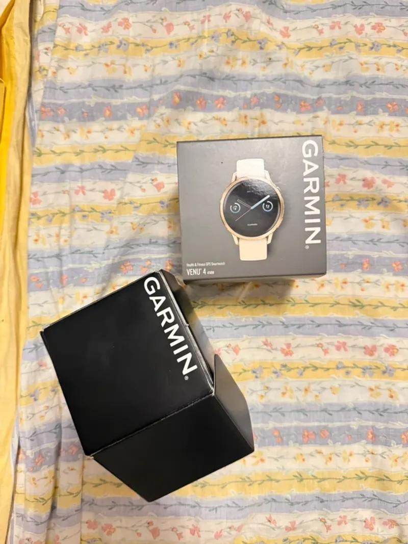 Used Garmin Venu 4 Electronics