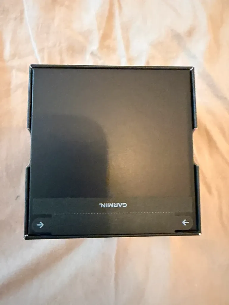 Used Garmin Fenix 8 Amoled Sapphire bike — image 3 of 3