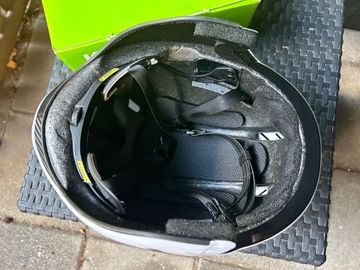 Tweedehands Kask bambino pro bike — afbeelding 3 van 7