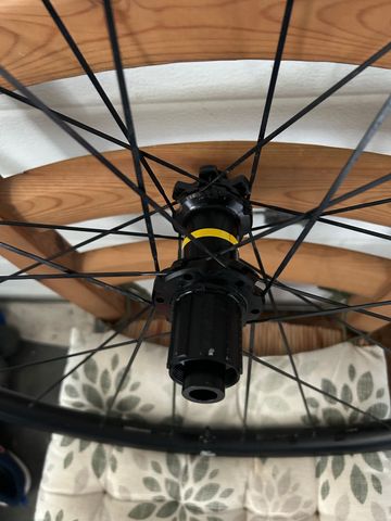 Used Mavic Crossmax bike — image 2 of 5