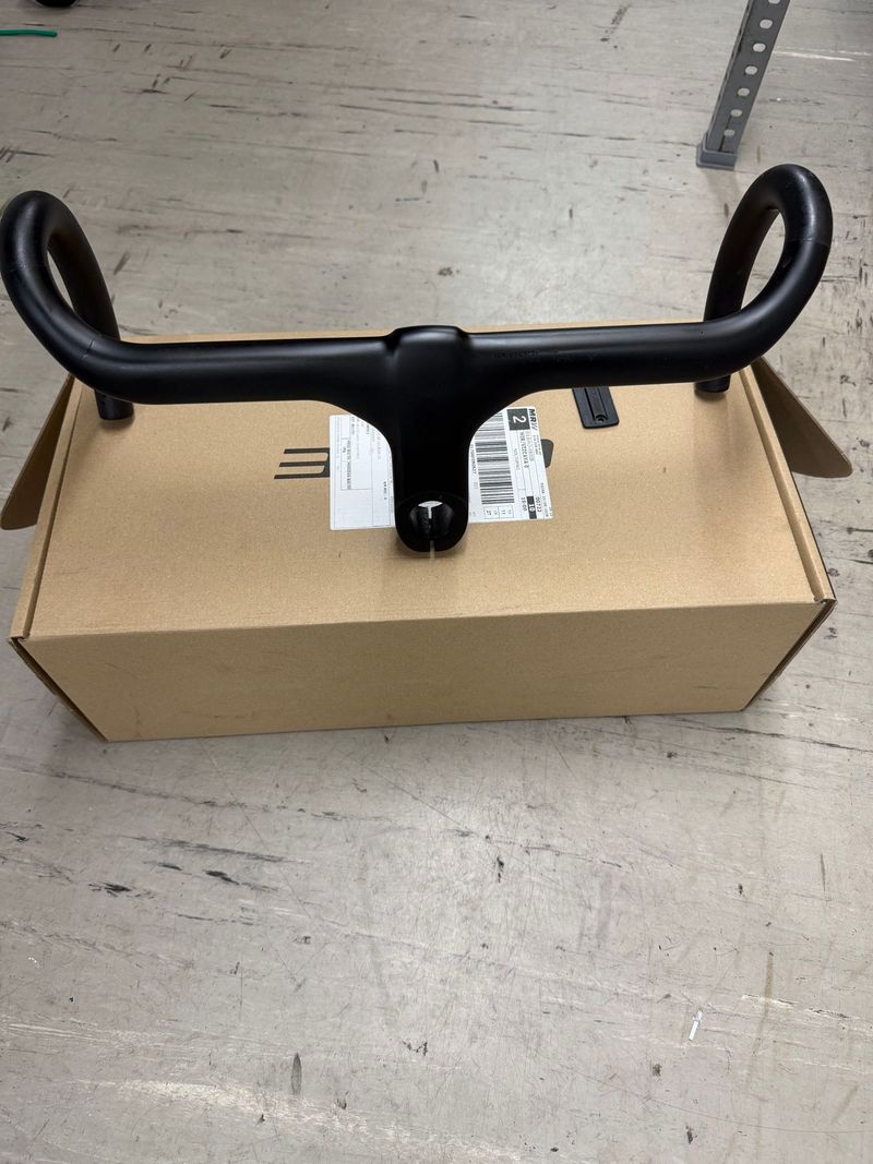 Used Cube Litening Air / Agree / Cross Race Integrated Handlebar 2026 Cockpit
