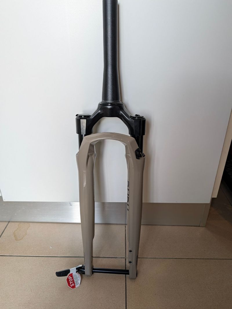 Used RockShox Rudy Ultimate XPLR 40 mm Fork