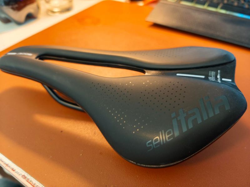 Selle Italia NOVUS Boost EVO TM Superflow 2026 Saddles & Seatposts d'occasion