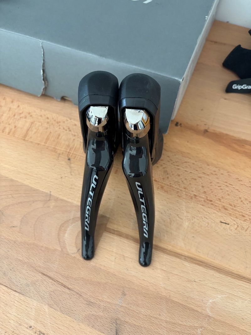Gebrauchtes Shimano ST-R8020-R 2021 Brakes