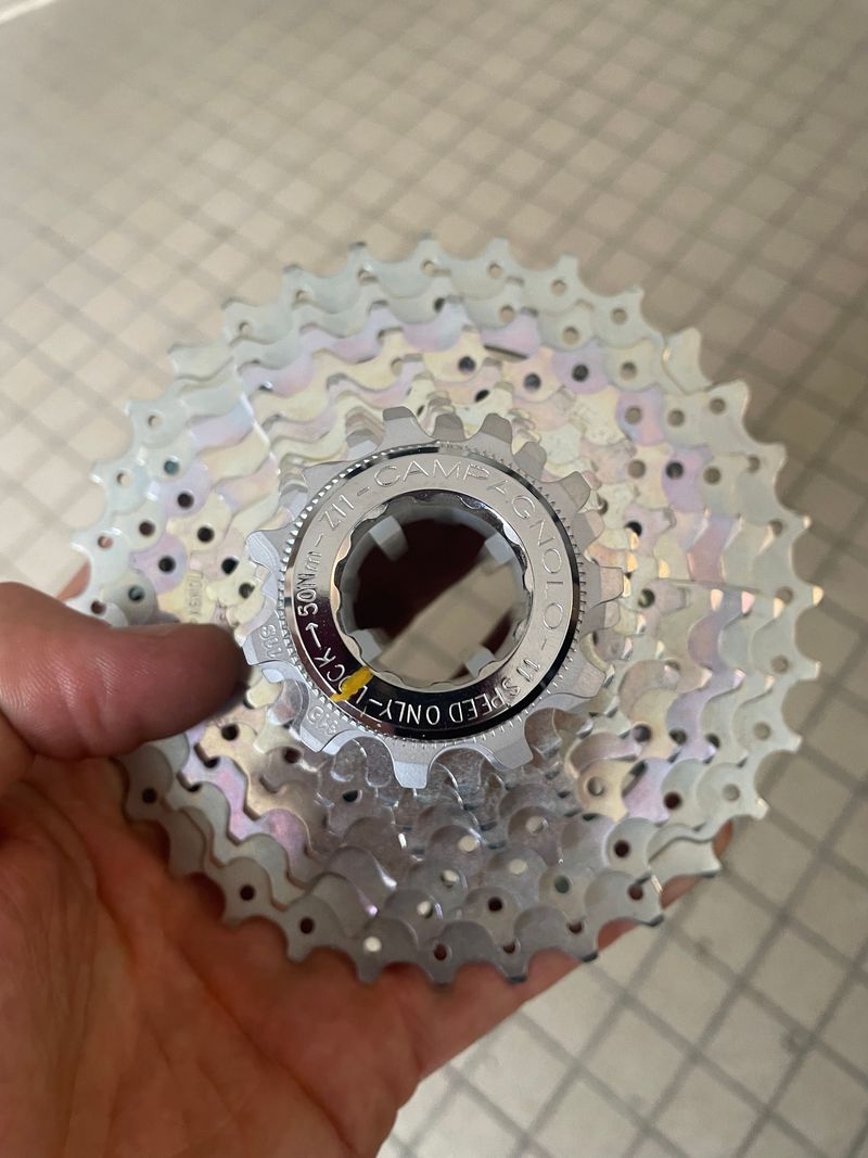 Używany Campagnolo Chorus 11sp 11-32 Cassette Drivetrain & Pedals