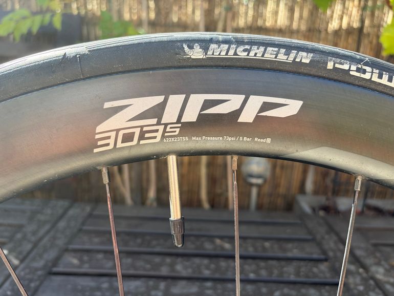 Used Zipp 303 S bike — image 4 of 5