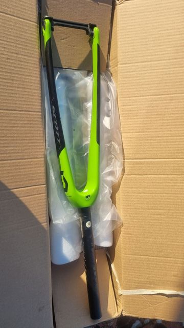 Used Scott Speedster 30 Carbon Fork 2018 bike — image 1 of 7