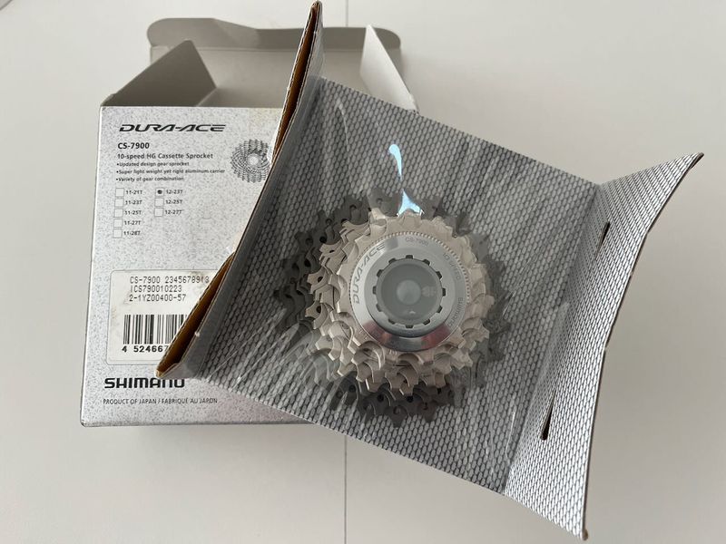 Gebrauchtes Shimano Dura-Ace CS-7900 10-Speed Cassette Drivetrain & Pedals