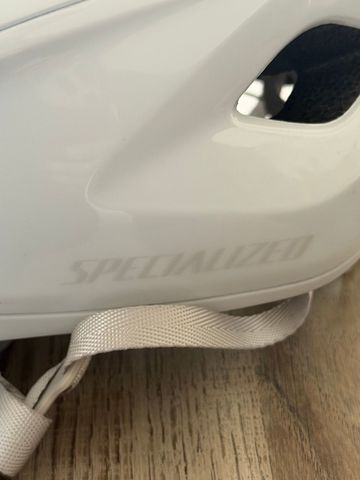 Used Specialized Helmet 2026 bike — image 2 of 4