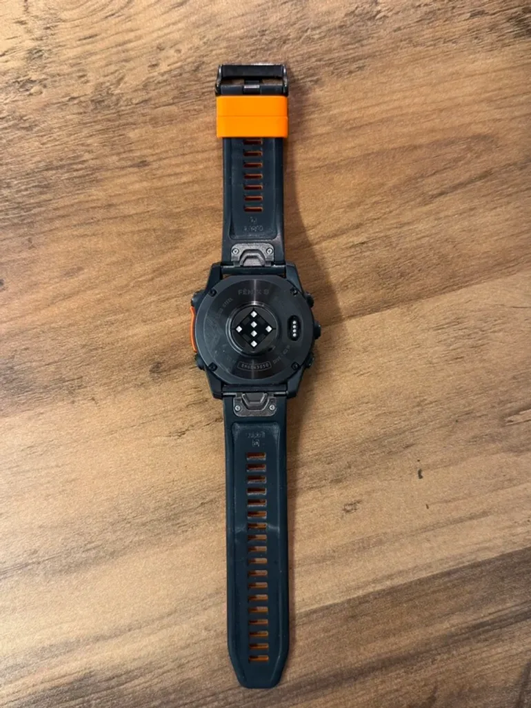 Used Garmin Fēnix 8 bike — image 6 of 8