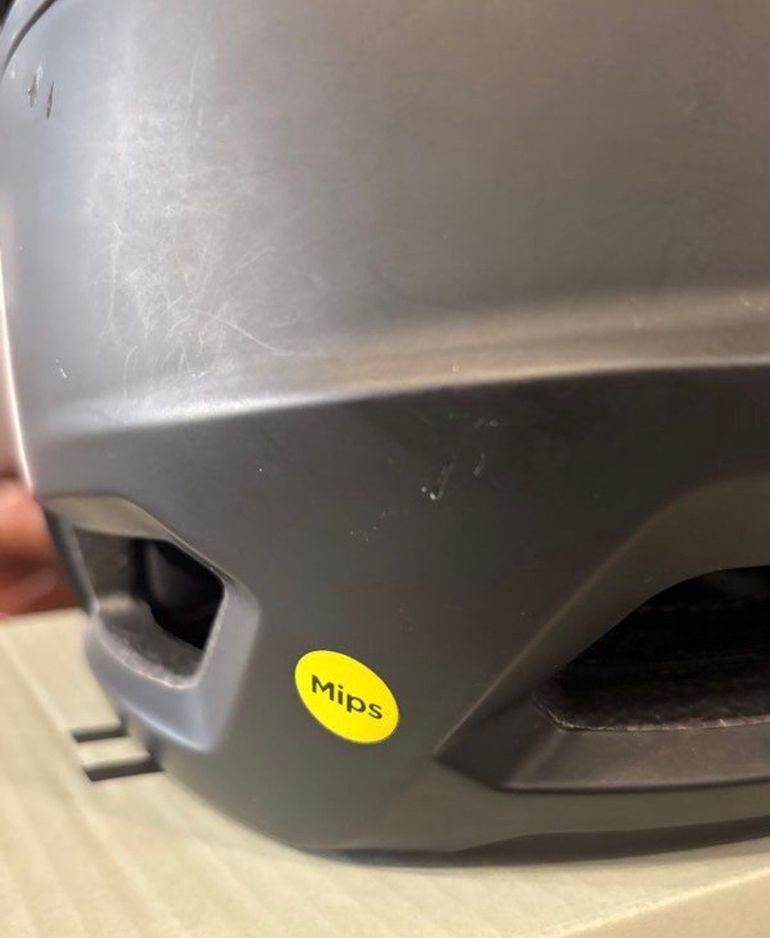 Used Fox Proframe Helmet bike — image 3 of 7