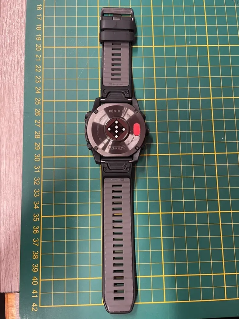 Used Garmin Fenix 8 bike — image 3 of 5