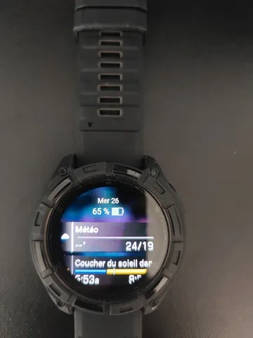 Used Garmin Fenix 8 Amoled Sapphire 51 mm bike — image 8 of 12