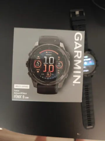 Used Garmin Fenix 8 Amoled Sapphire 51 mm bike — image 10 of 12