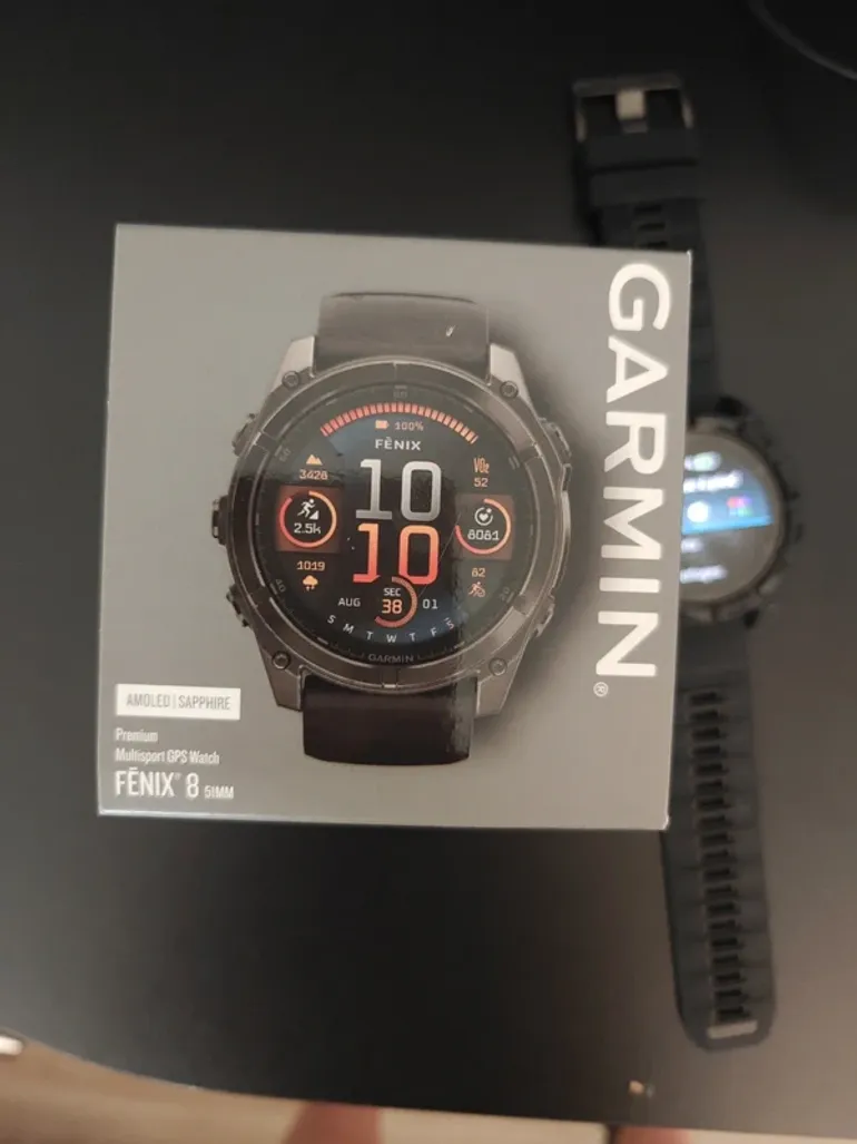 Used Garmin Fenix 8 Amoled Sapphire 51 mm bike — image 10 of 12