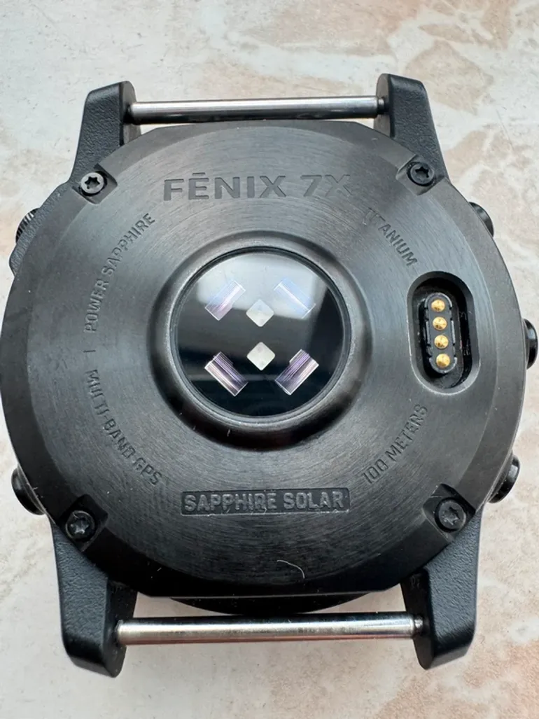 Garmin Fenix 7x Sapphire Solar bike d'occasion — image 5 sur 8