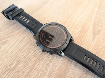 Used Garmin Fenix 7 Sapphire Solar bike — image 3 of 4