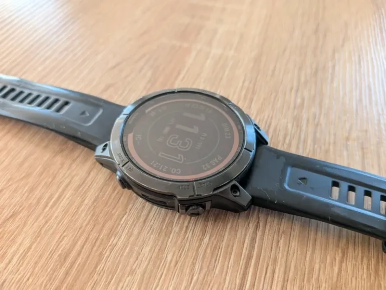 Used Garmin Fenix 7 Sapphire Solar bike — image 2 of 4