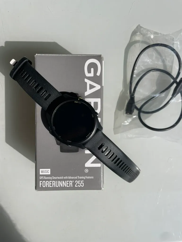 Used Garmin Forerunner 255 music bike — image 9 of 13