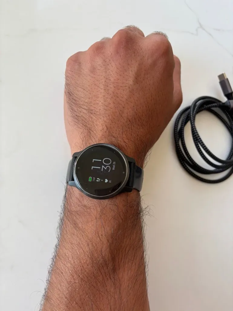 Used Garmin Venu 2S bike — image 2 of 5