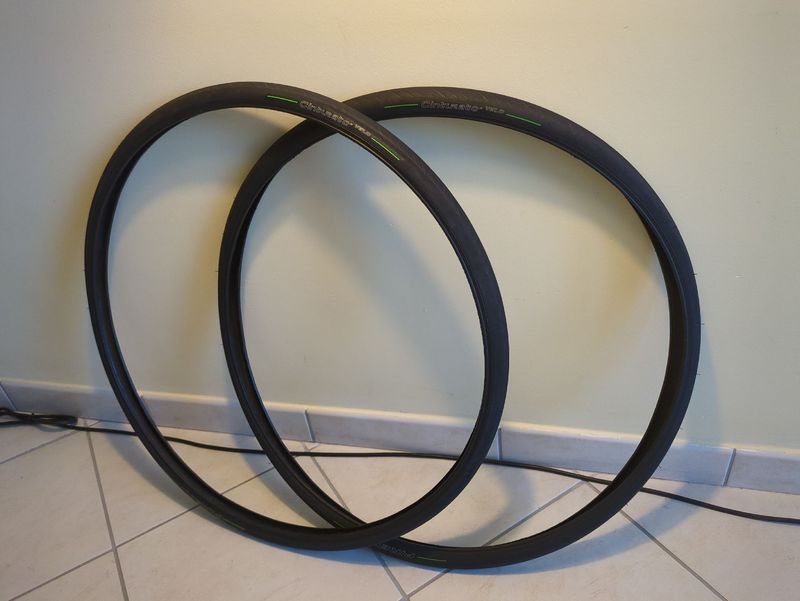 Pirelli Cinturato Velo 2025 Tyres & Tubes d'occasion