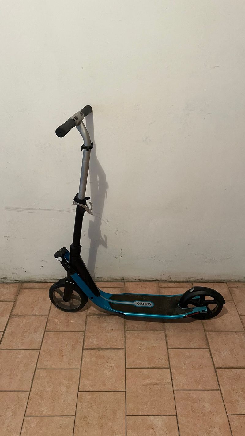 Oxelo Monopattino Skate / Scooter usato